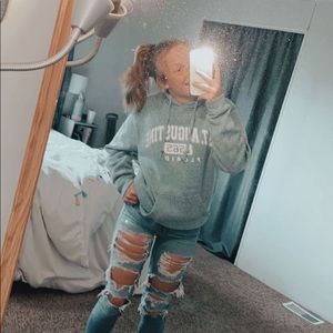 Meet your Posher, Alera